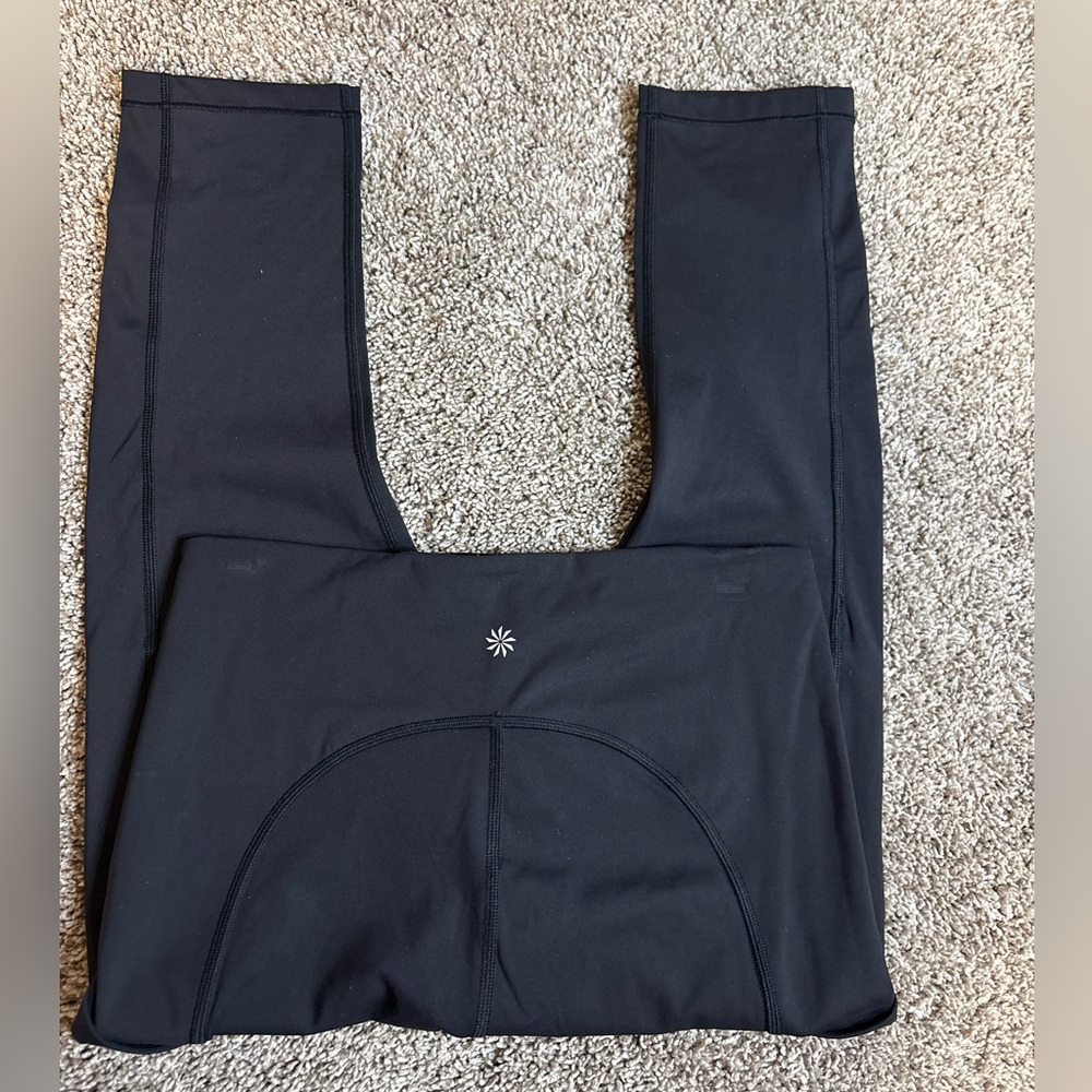 Athleta Ultimate Stash Pocket Capri leggings Black size small